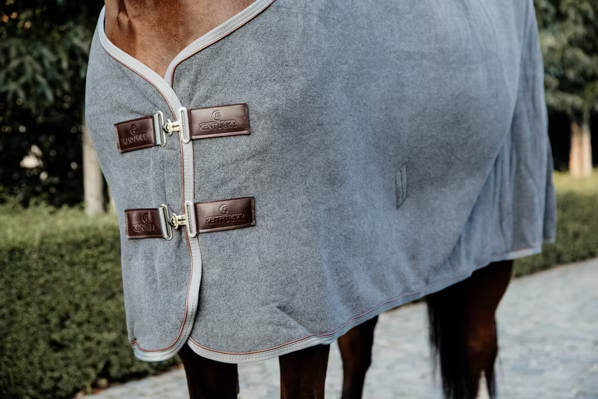 Manta para caballo Kentucky Fleece Rug Heavy Tiny detalle 3