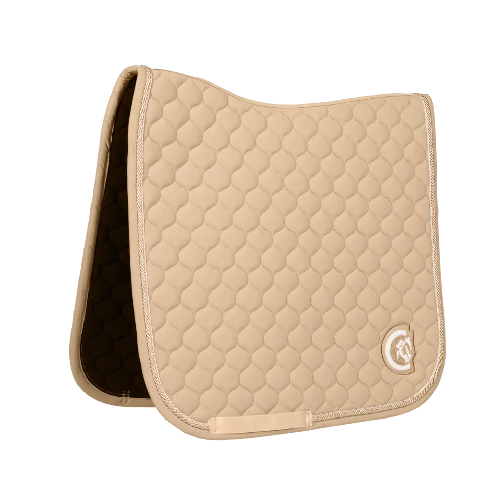 Manta para caballo Kentucky Saddle Pad 3D Logo Onion Quilt Dressage detalle 2