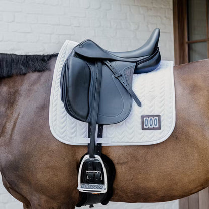 Manta para caballo Kentucky Saddle Pad Fishbone Competition 2 Numbers Dressage detalle 2