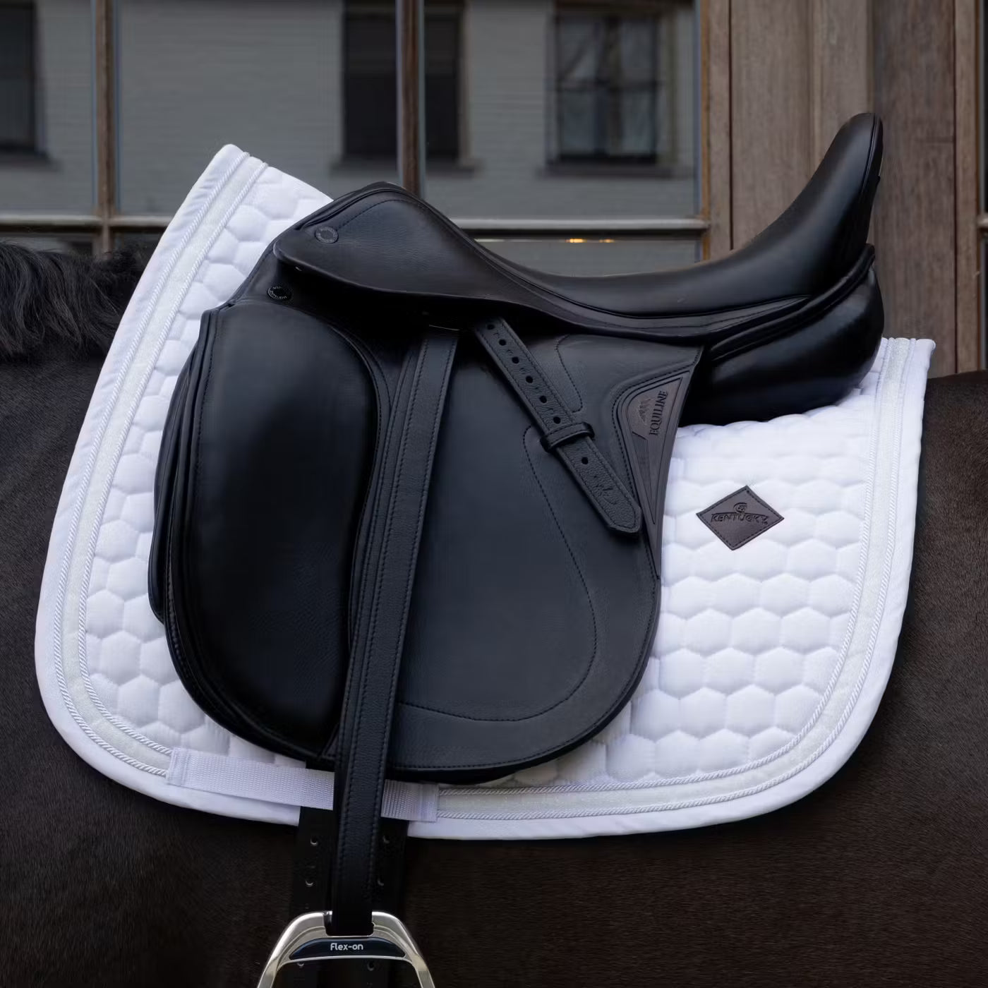 Manta para caballo Kentucky Saddle Pad Glitter Band detalle 6