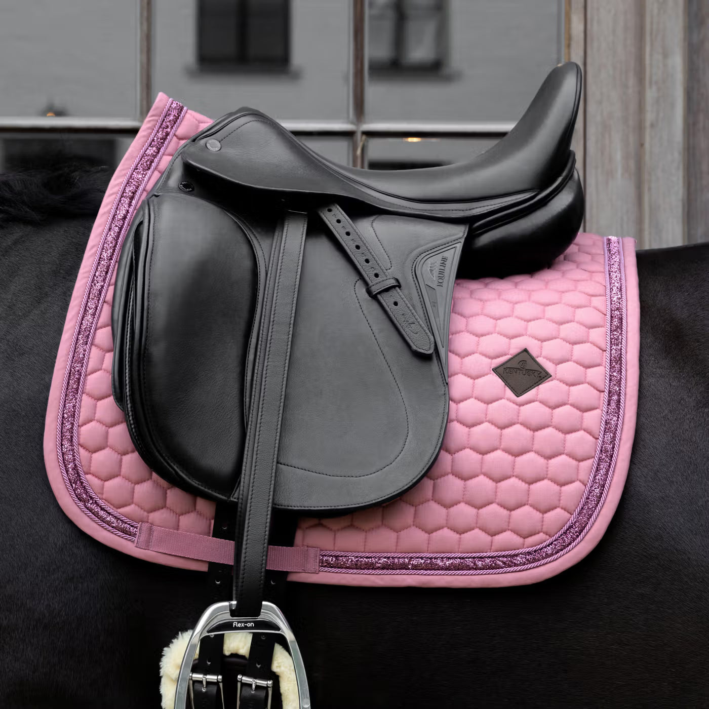Manta para caballo Kentucky Saddle Pad Glitter Band detalle 2