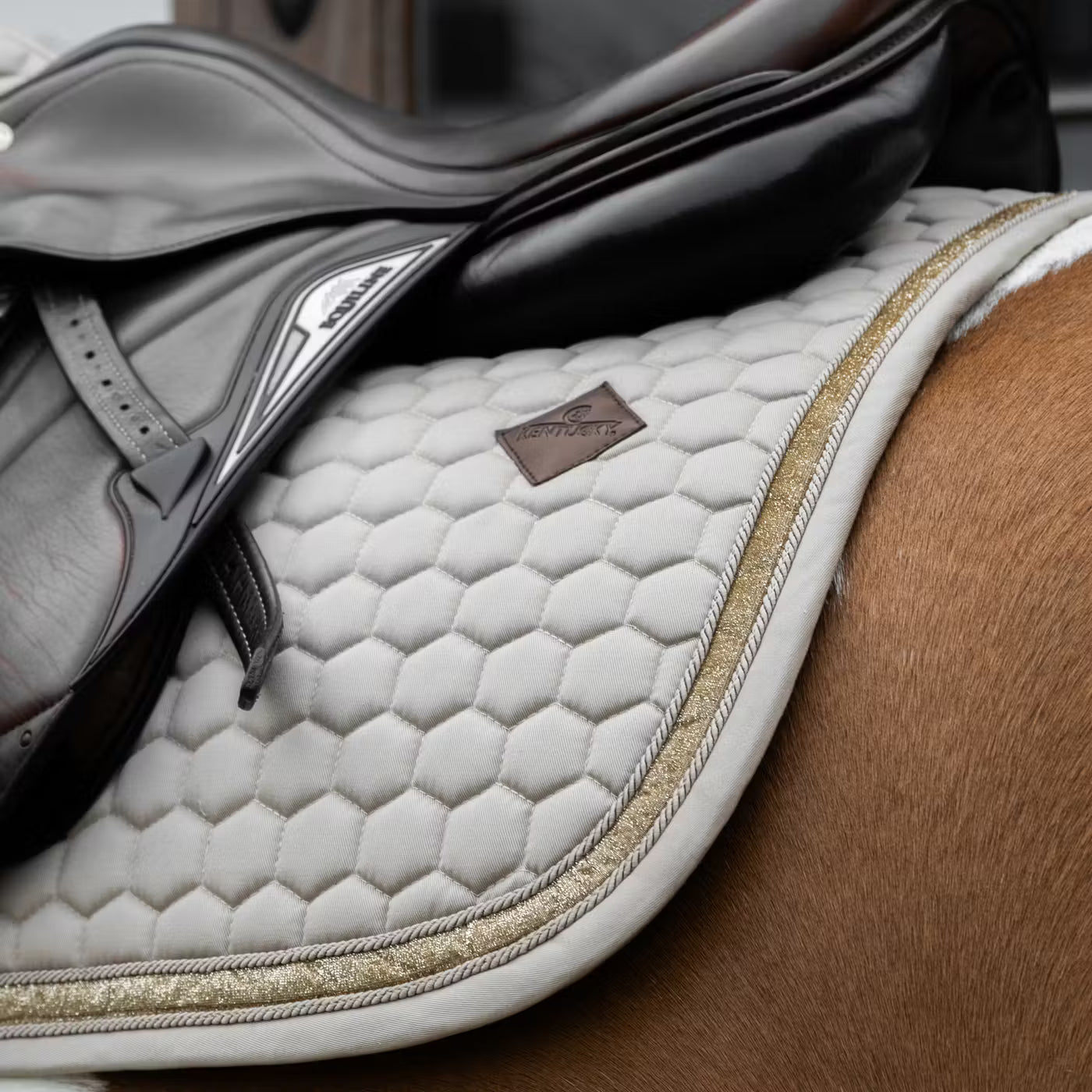 Manta para caballo Kentucky Saddle Pad Glitter Band detalle 9