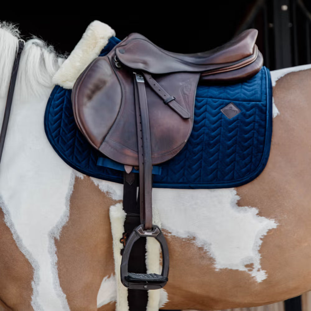 Manta para caballo Kentucky Skin Friendly Saddle Pad Velvet Jumping detalle 5