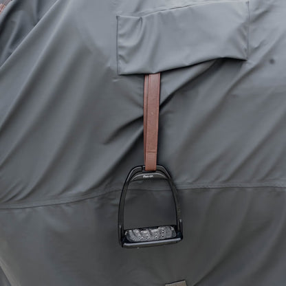 Manta para caballo Kentucky caballo Raincoat Hurricane with Stirrup Holes detalle 3