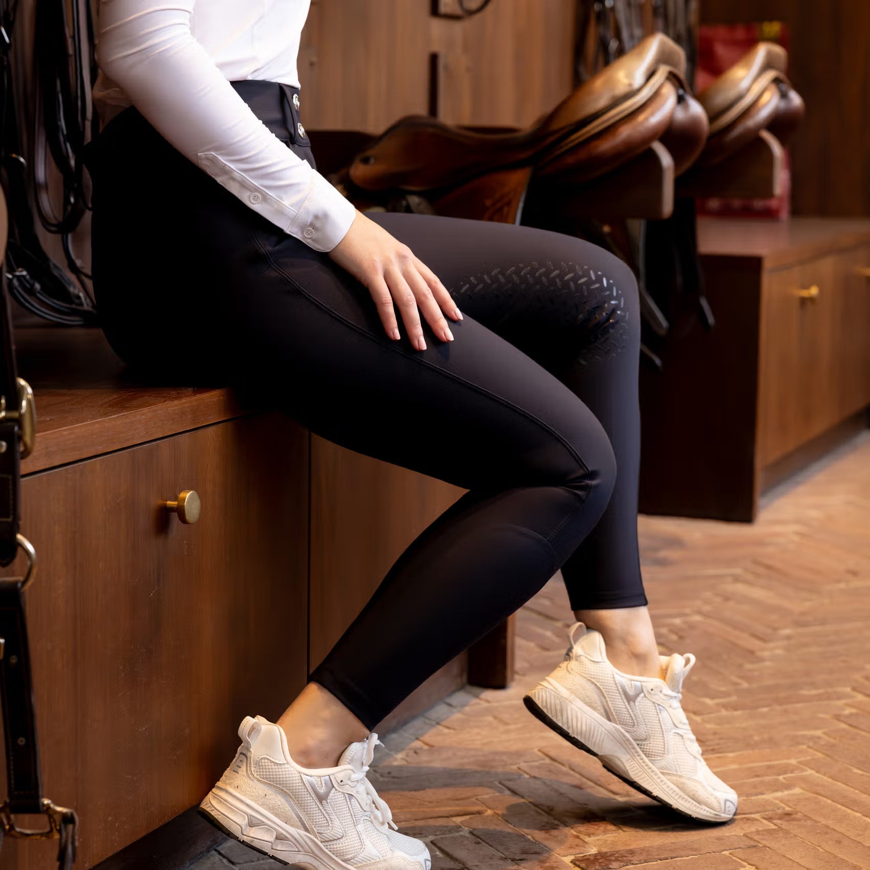 Silicone Knee Patch Breeches Kentucky Women's Riding Breeches Miami with Knee detalle 4