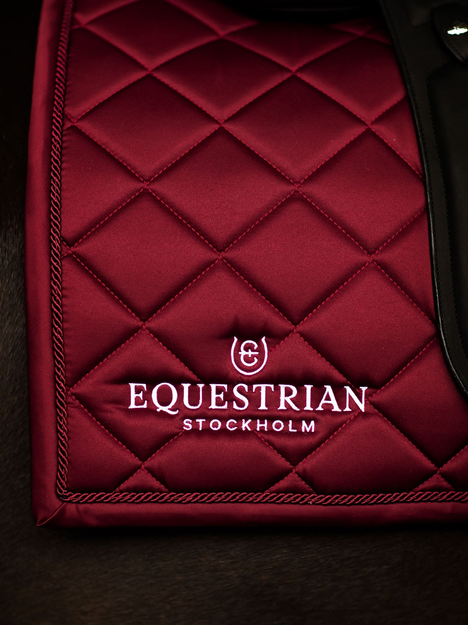 Dressage Saddle Pad Equestrian Stockholm Dressage Saddle Pad Line Bordeaux detalle 6