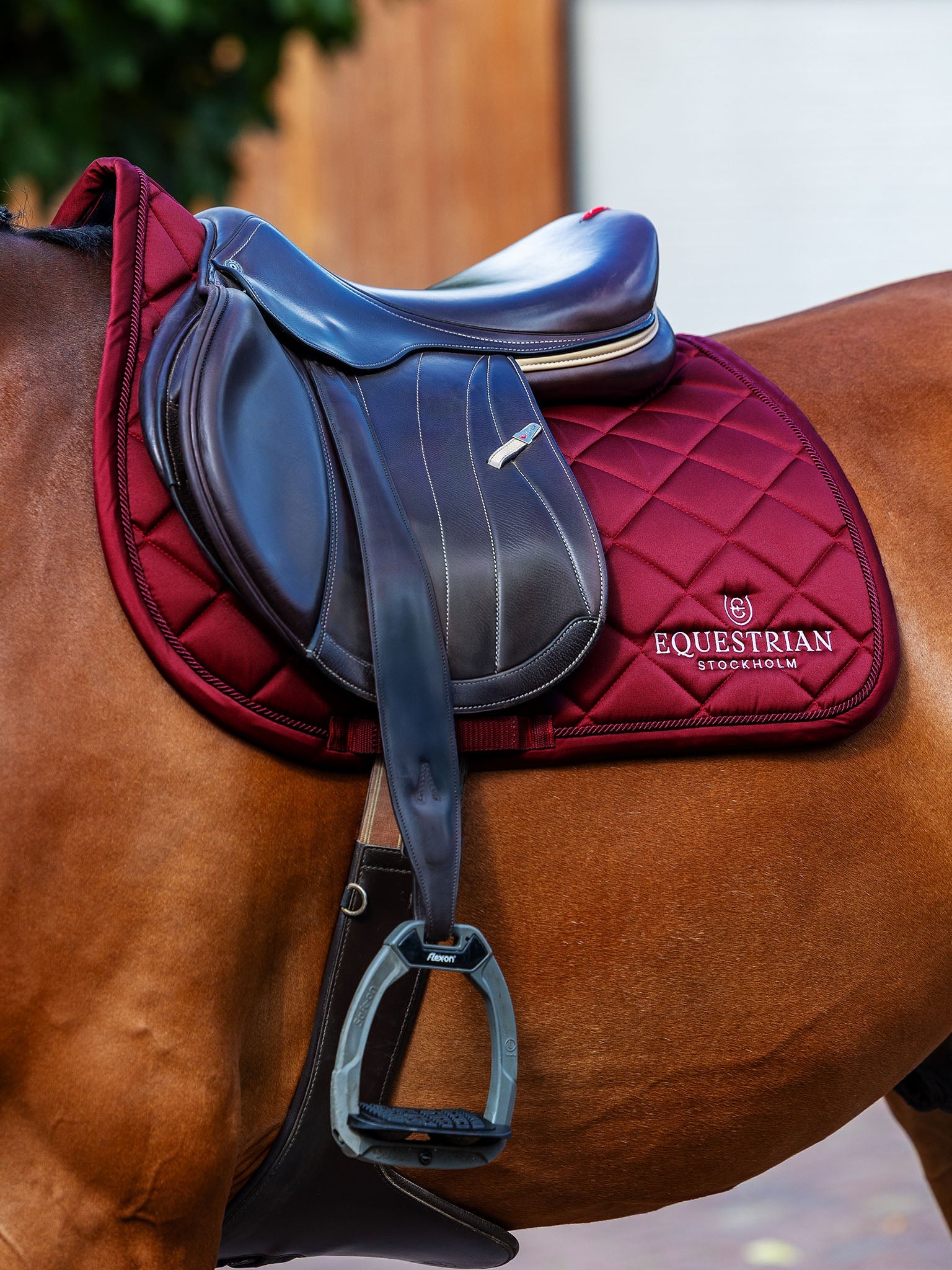 Jump Saddle Pad Equestrian Stockholm Jump Saddle Pad Line Bordeaux detalle 2
