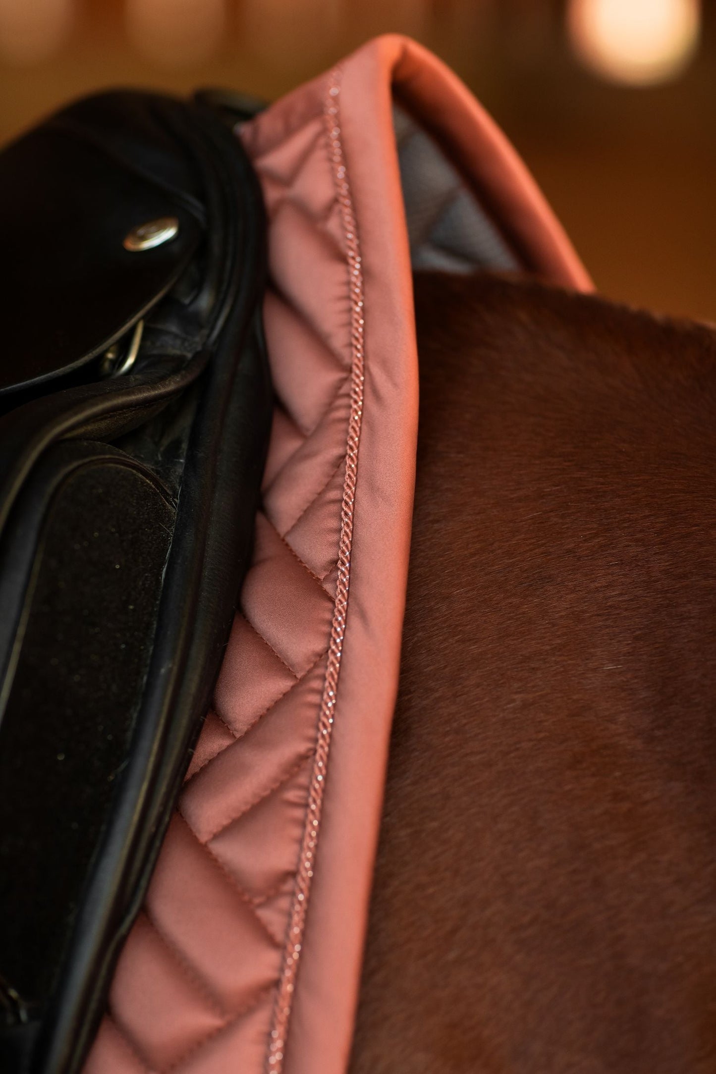 Dressage Saddle Pad Modern Equestrian Stockholm Dressage Saddle Pad Modern detalle 6