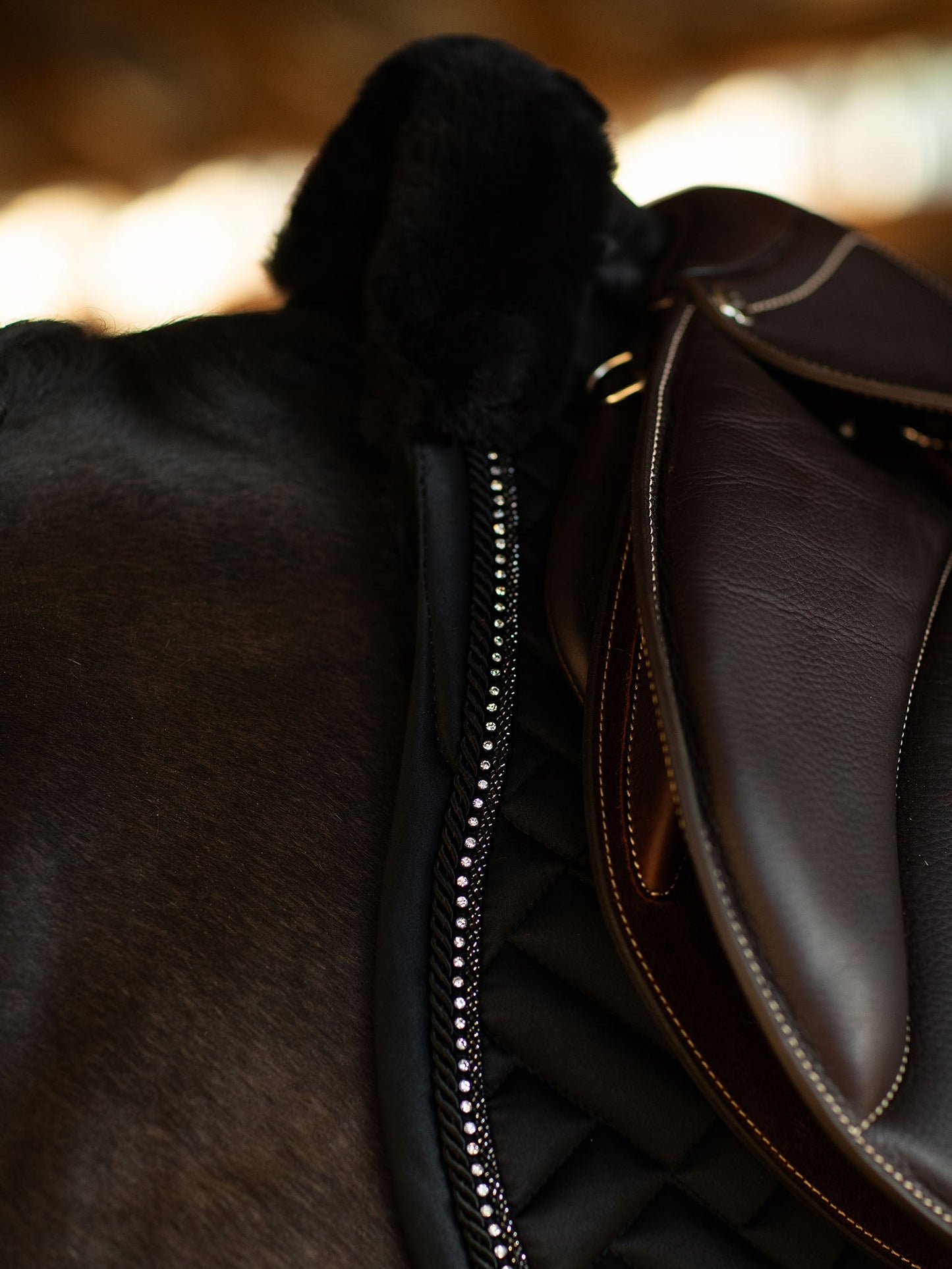 Jump Saddle Pad Vegan Fur Crystal Equestrian Stockholm Jump Saddle Pad Vegan detalle 7
