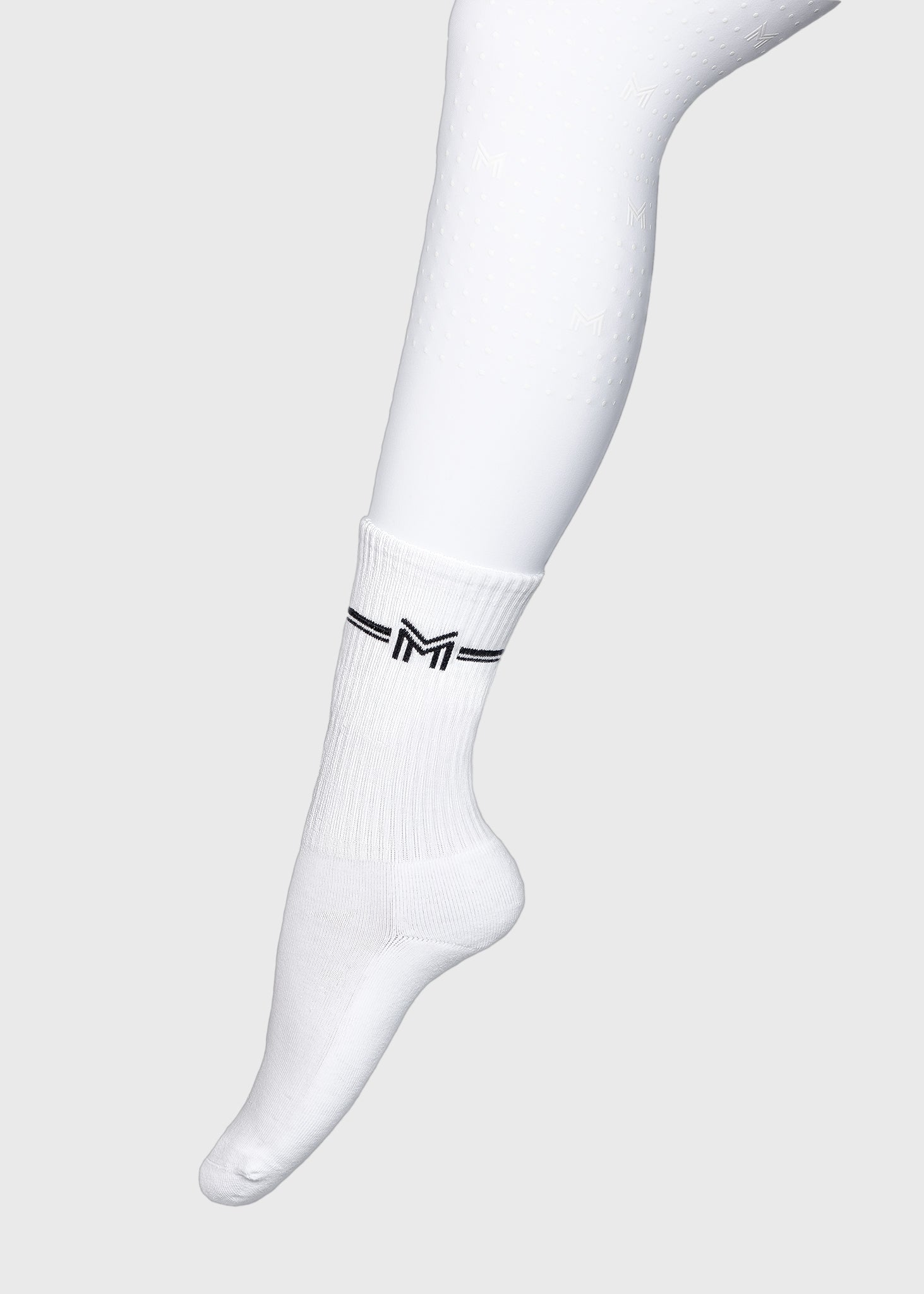 Producto ecuestre Maximilian Equestrian Rise Sports Socks (White) detalle 3