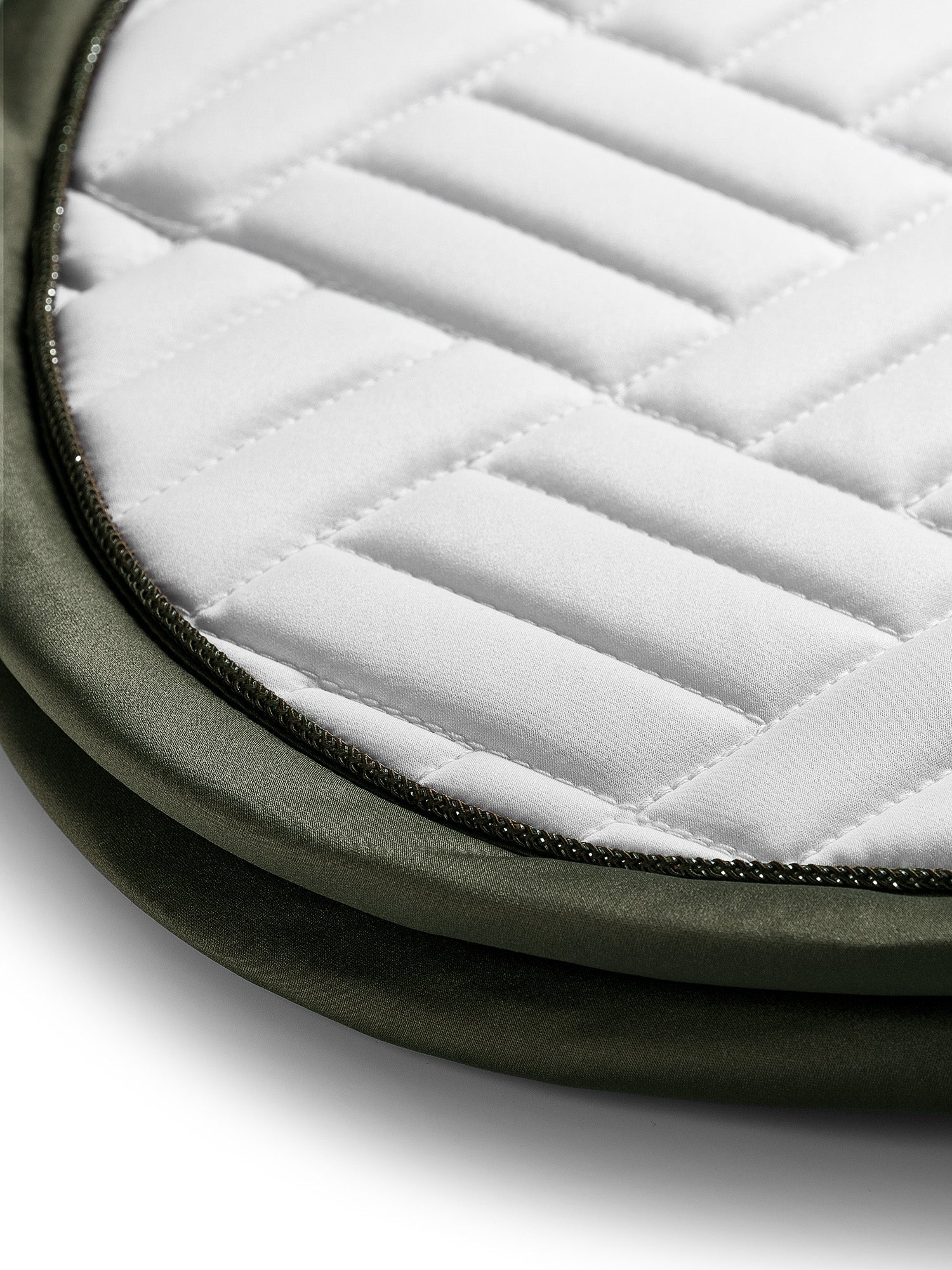 Jump Saddle Pad Modern Equestrian Stockholm Jump Saddle Pad Modern White detalle 3