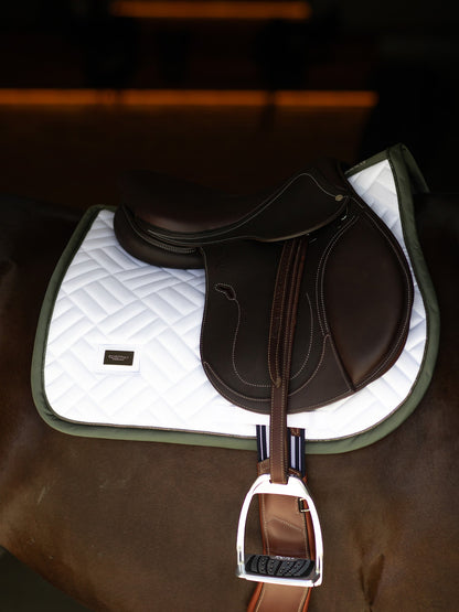 Jump Saddle Pad Modern Equestrian Stockholm Jump Saddle Pad Modern White detalle 5