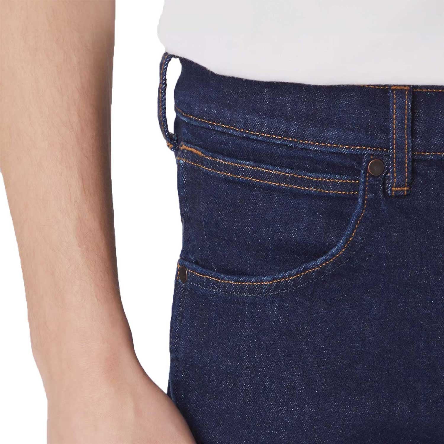 Jeans Wrangler Greensboro confeccionados con elasticidad media