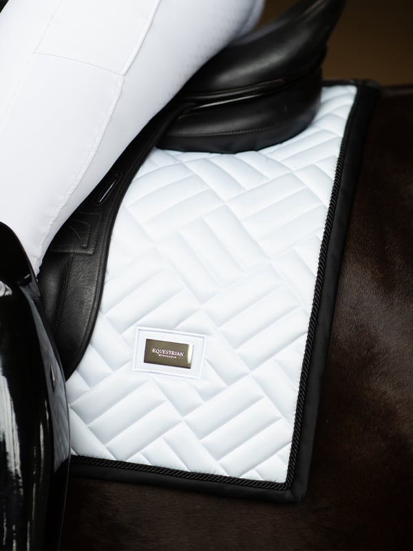 Dressage Saddle Pad Modern Equestrian Stockholm Dressage Saddle Pad Modern detalle 2