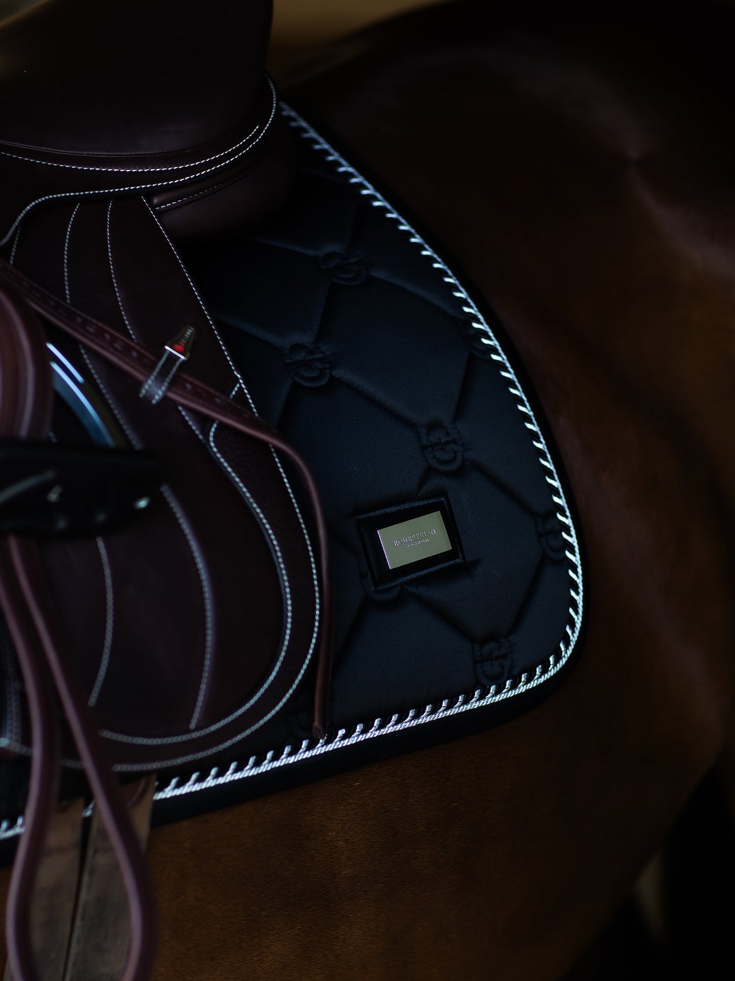 Jump Saddle Pad Original Equestrian Stockholm Jump Saddle Pad Black Edition detalle 5