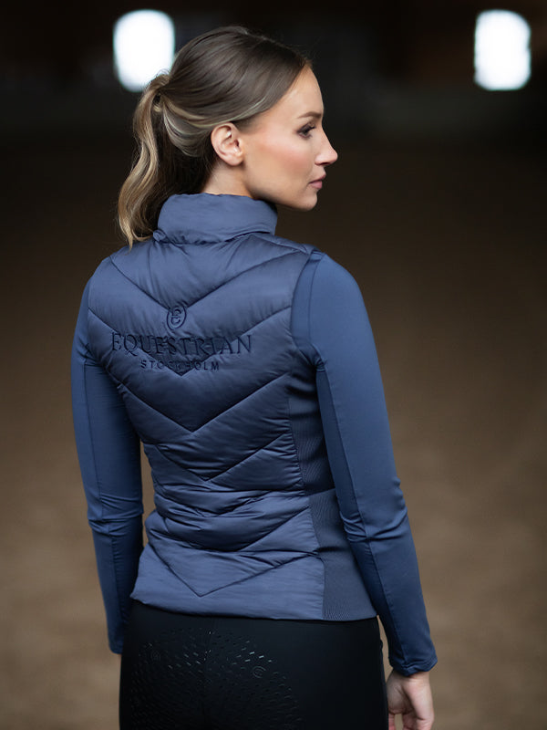 Versatile Vest Equestrian Stockholm Versatile Vest Dark Venice detalle 3