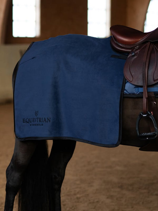 Manta para caballo Equestrian Stockholm Heavy Fleece Quarter manta Dark para equitación - vista 2