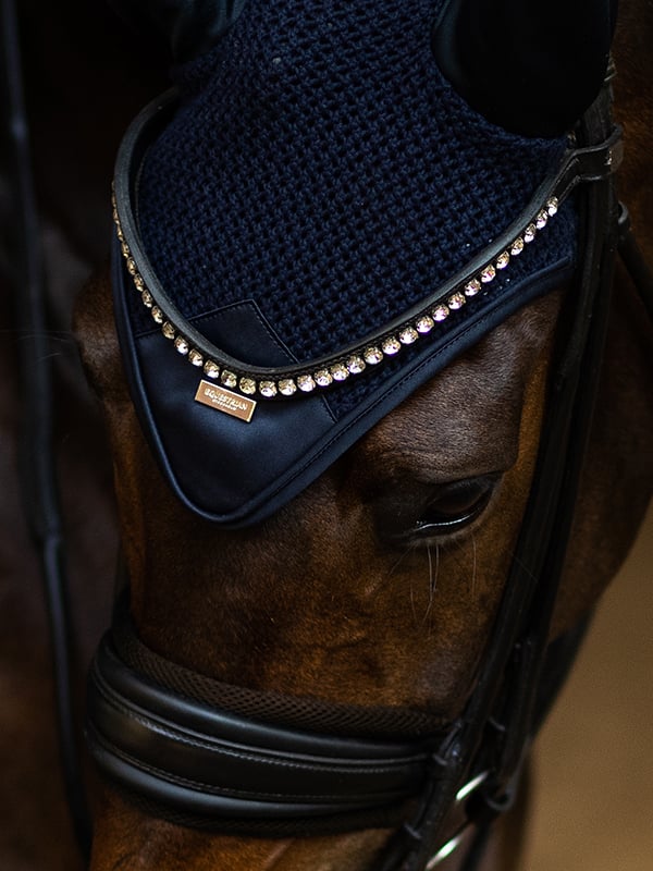 Protector ecuestre Equestrian Stockholm Chin Protector Brown detalle 3