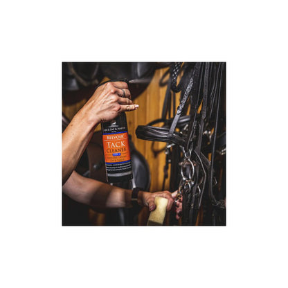 Accesorio ecuestre Cuidado del cuero Carr & Day & Martin Tack Cleaner Belvoir Cleaning Spray para equitación - vista 3