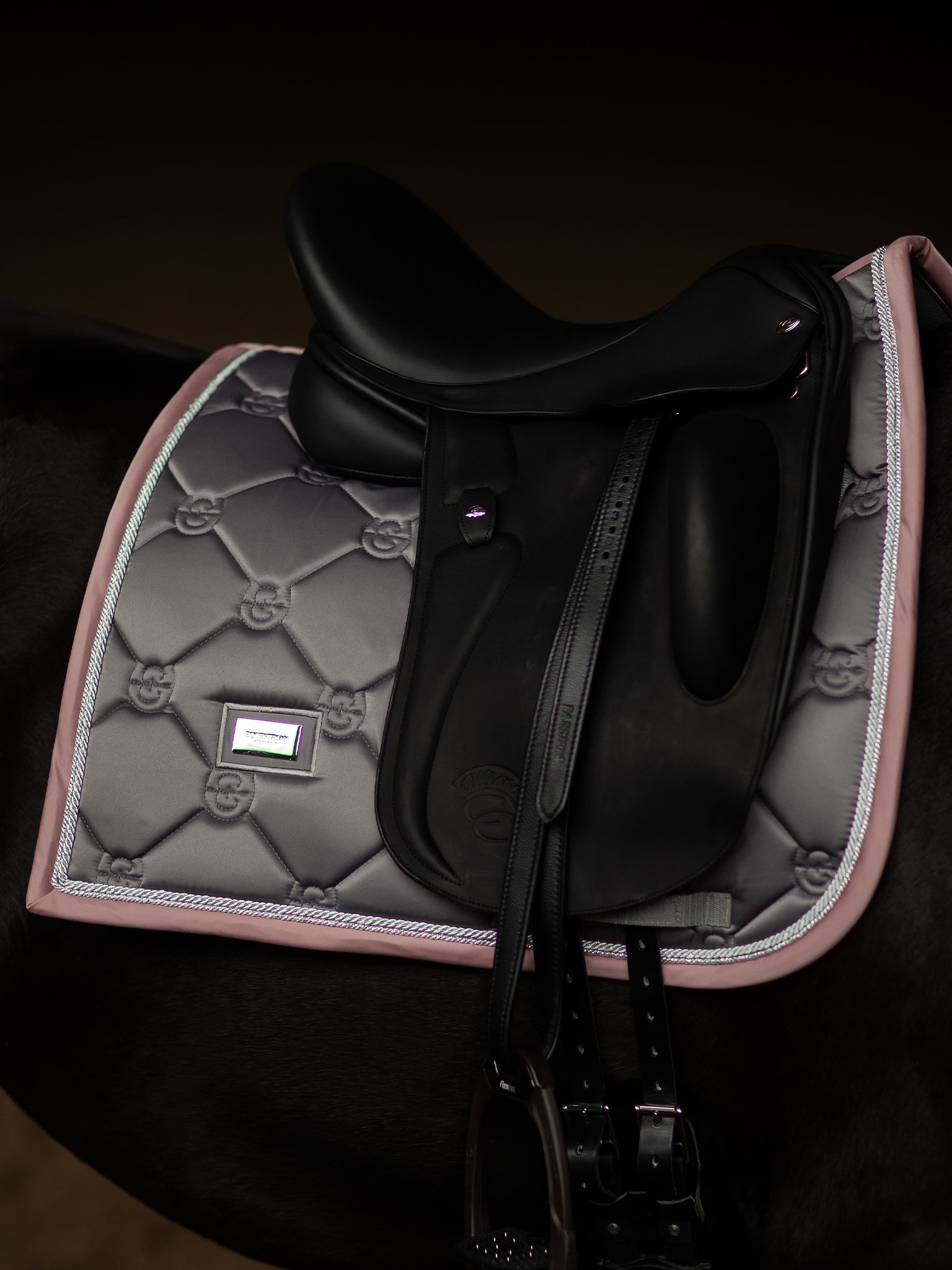 Dressage Saddle Pad Original Equestrian Stockholm Dressage Saddle Pad Dusty detalle 2