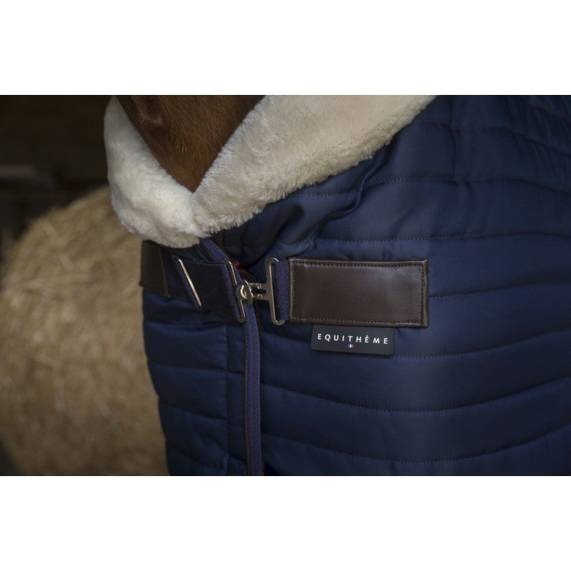 Manta para caballo Equi-Theme Teddy Stable Rug Lined with Synthetic Sheepskin detalle 5