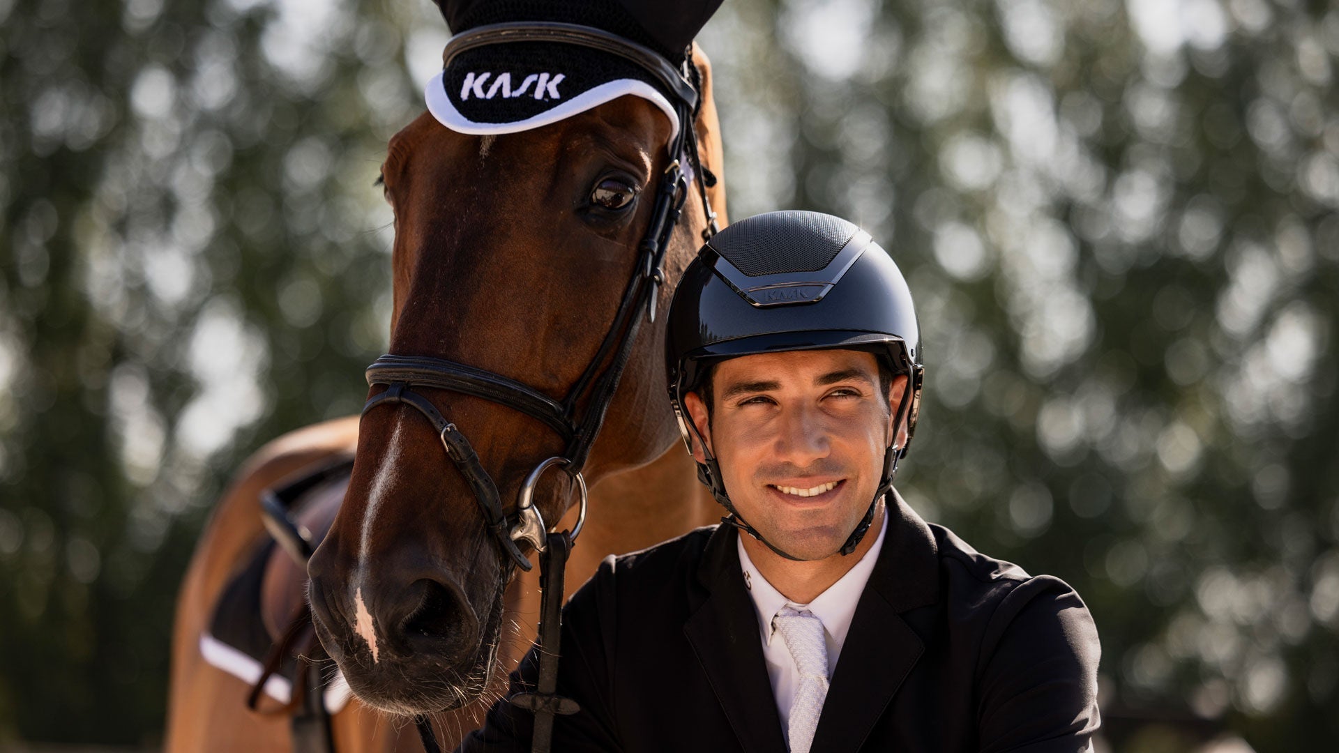 Helmets Kask Riding Helmet Dogma Pure Shine detalle 5