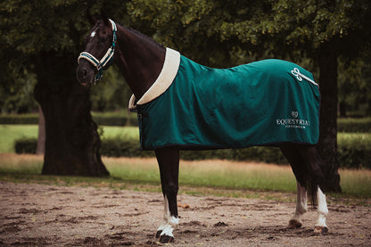 Manta para caballo Equestrian Stockholm Fleece Blanket Fur Emerald detalle 3