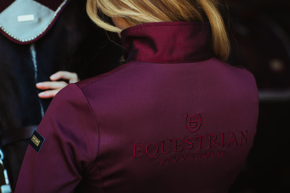 Fleece Jacket Equestrian Stockholm Fleece Jacket Crystal Merlot Gold detalle 3