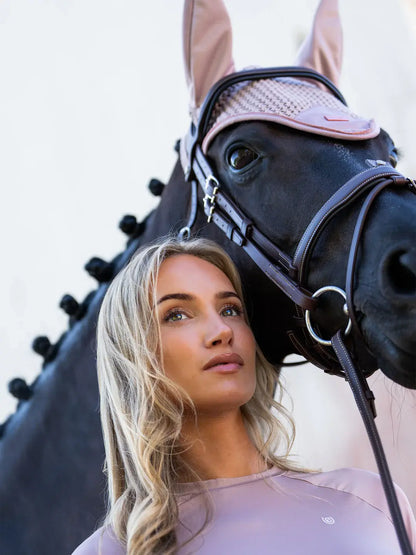 Orejeras Midsummer Blush Equestrian Stockholm vista lateral