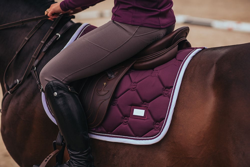 Jump Saddle Pad Original Equestrian Stockholm Jump Saddle Pad Purple White detalle 5