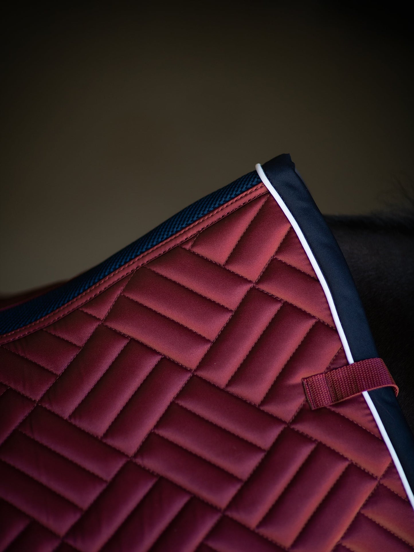 Jump Saddle Pad Modern Luxe Equestrian Stockholm Jump Saddle Pad Modern Luxe detalle 6