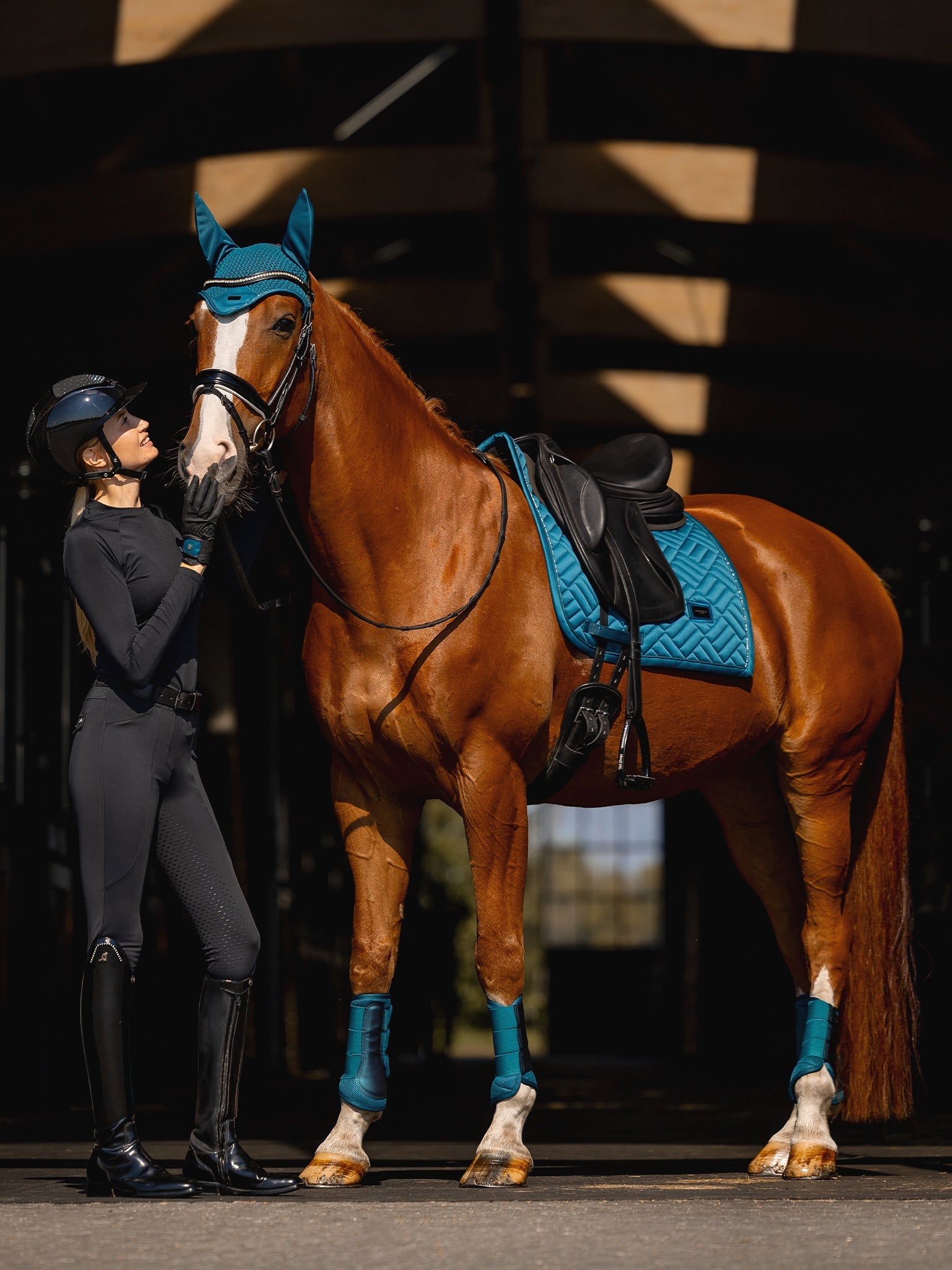Dressage Saddle Pad Modern Equestrian Stockholm Dressage Saddle Pad Modern detalle 5