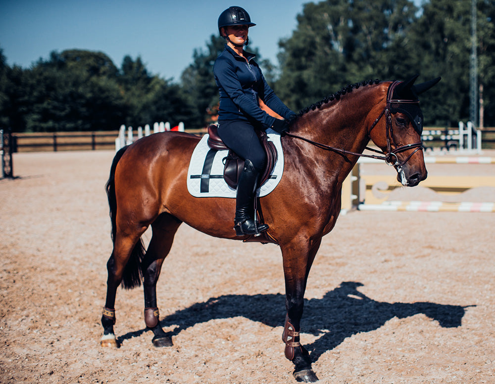 Jump Saddle Pad Leather Equestrian Stockholm Jump Saddle Pad No Boundaries detalle 5
