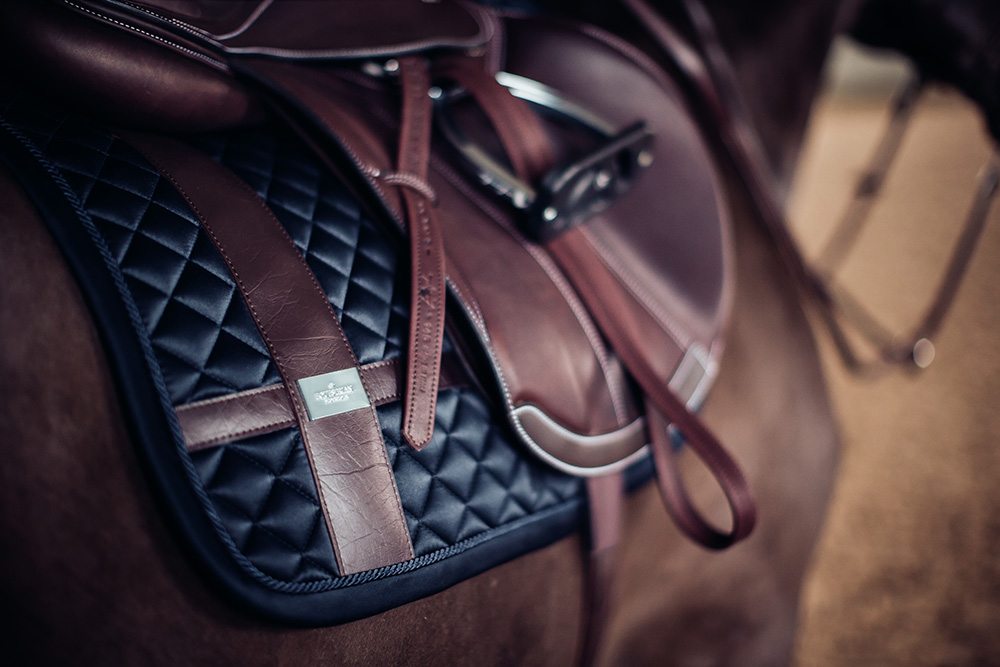 Jump Saddle Pad Leather Equestrian Stockholm Jump Saddle Pad Leather Deluxe detalle 5
