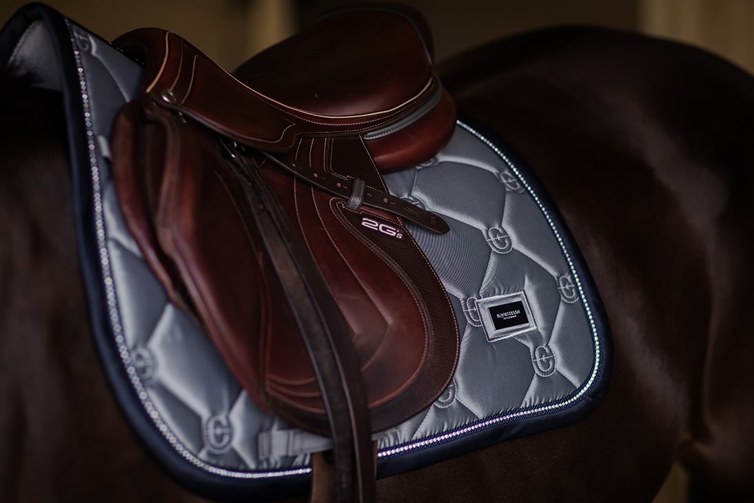Jump Saddle Pad Crystal Equestrian Stockholm Jump Saddle Pad Crystal Grey detalle 5