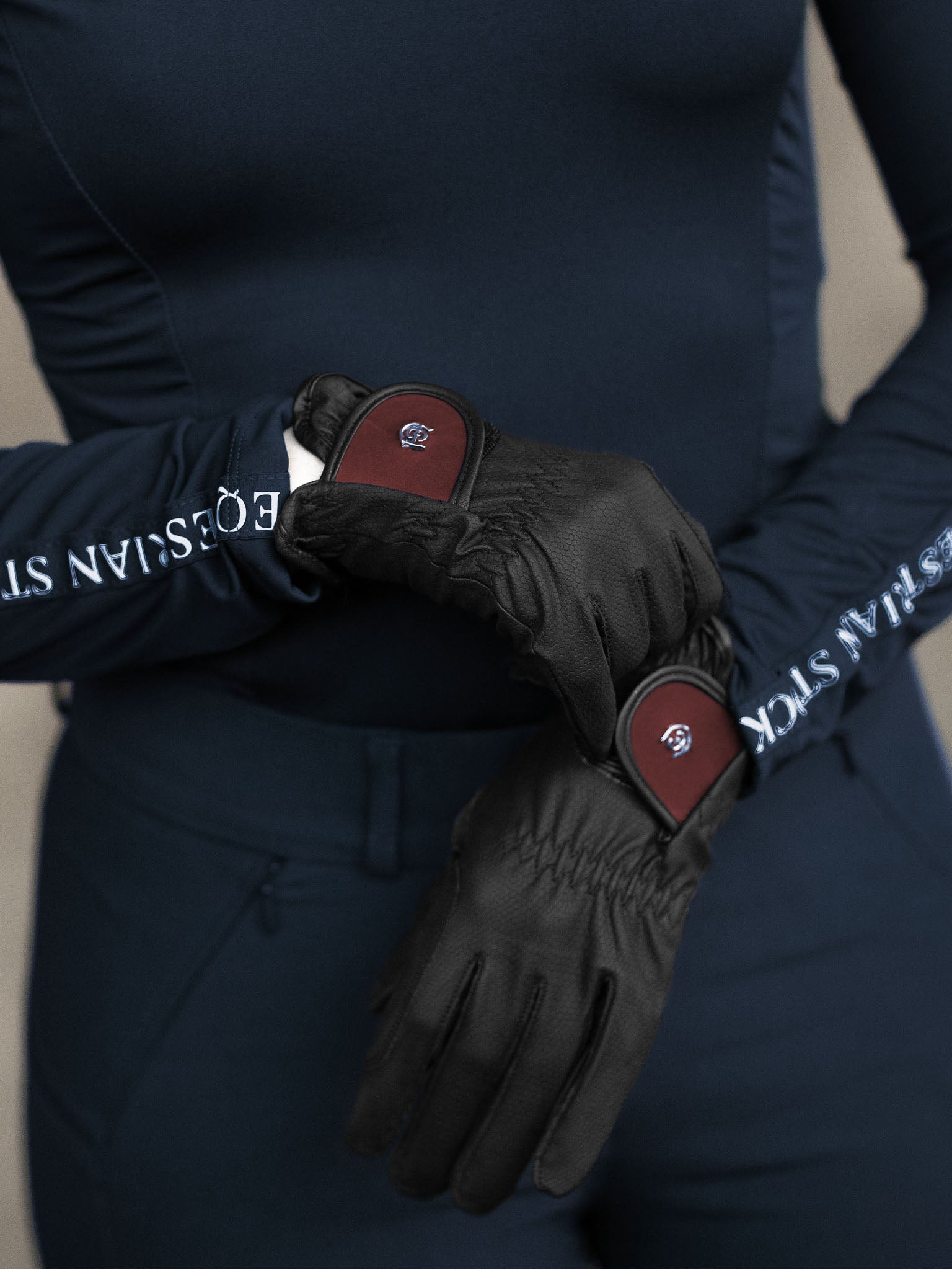 Riding Gloves Motion Equestrian Stockholm Riding Gloves Motion Soft Rouge detalle 2