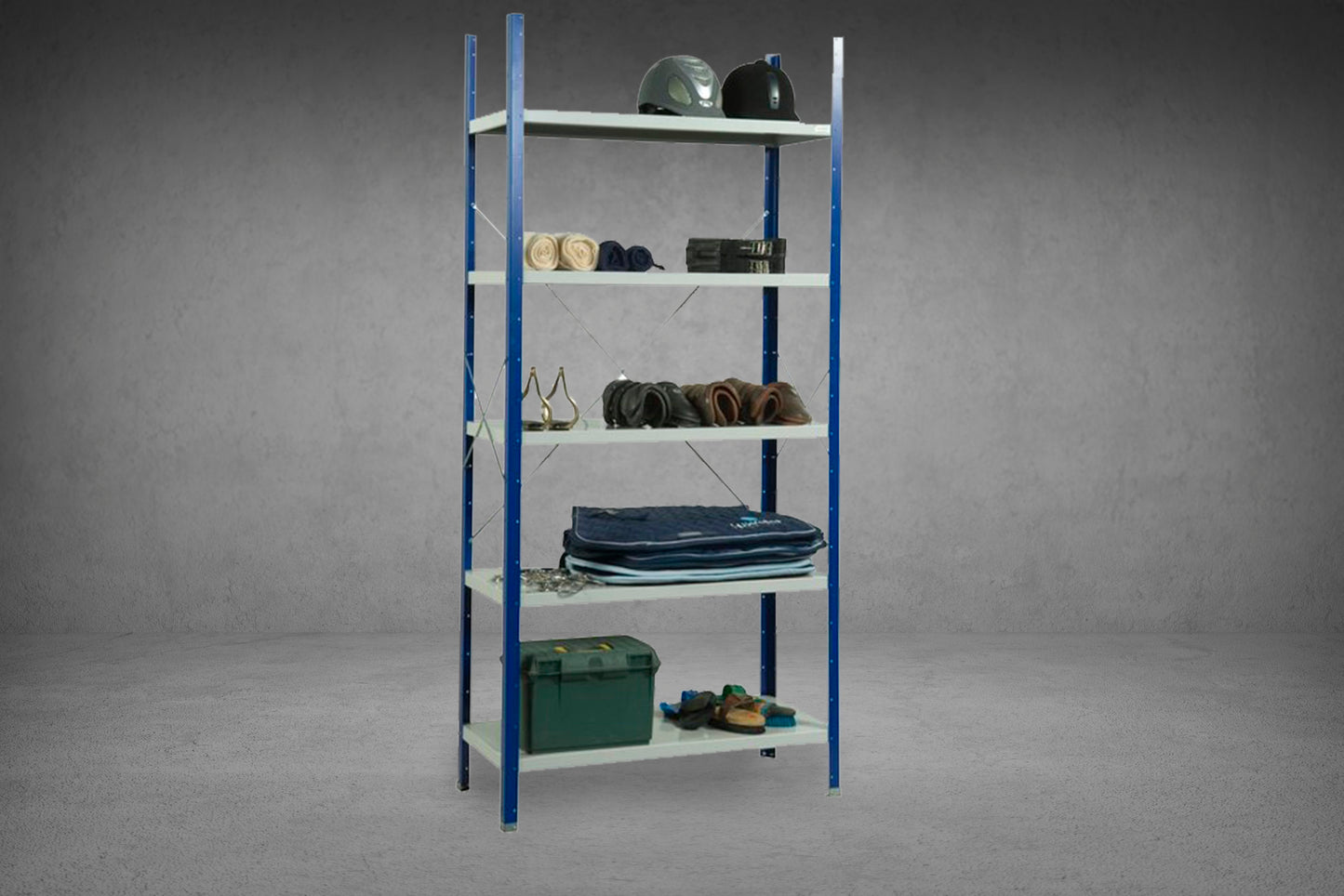 Estantería Regal für den Pferdestall Alfako